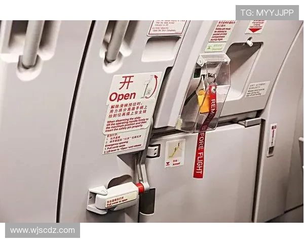 民用飞机应急设备的位置分布图解